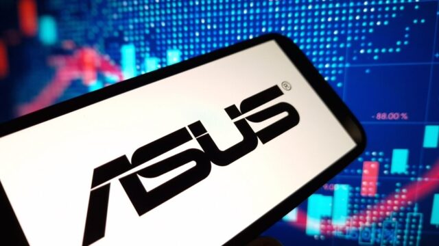 Asus Zenbook 14 (2026) in esposizione