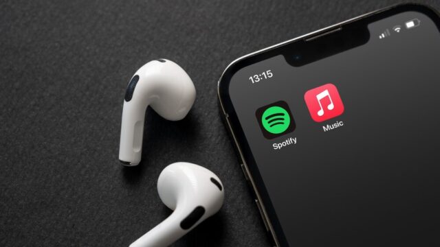 Streaming musicale con Apple Music e Spotify