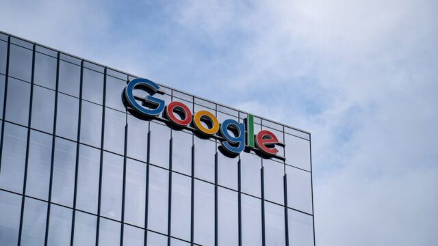 Screenshot della funzionalità Live Translate di Google
